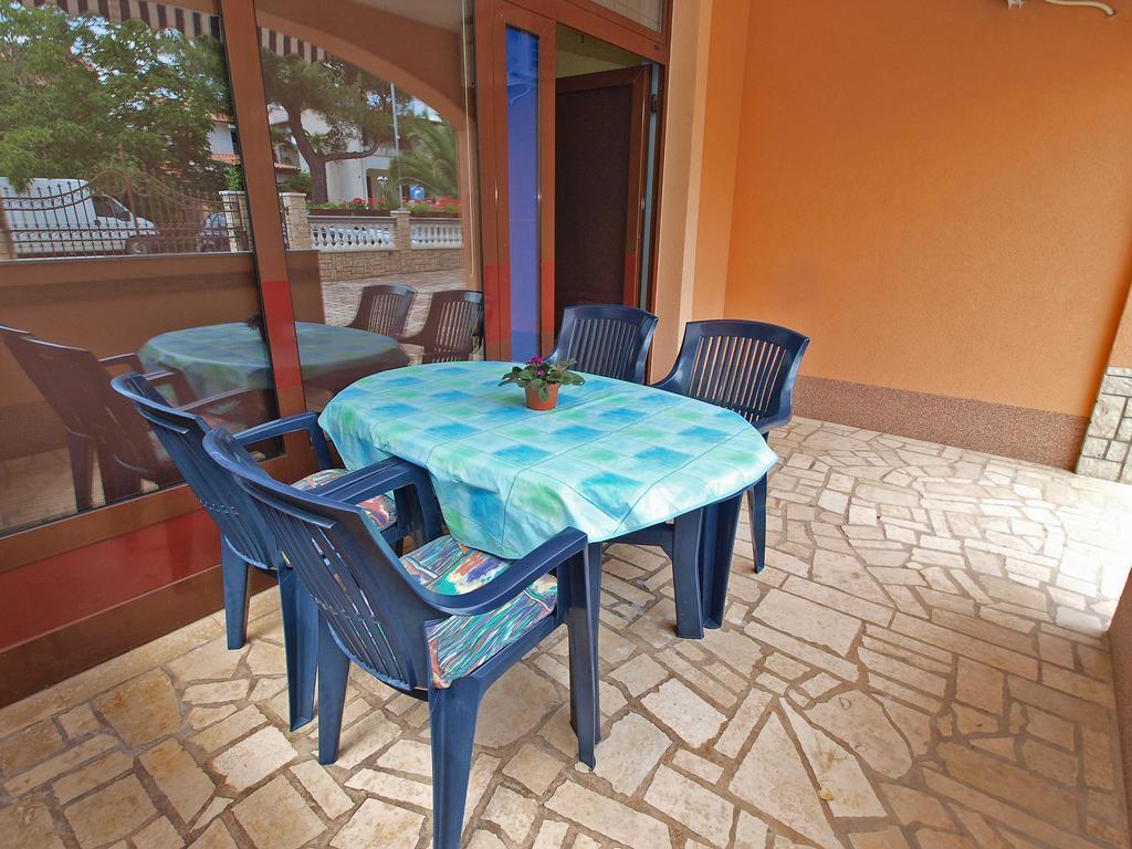 Apartments Denis 19 Fazana Exterior photo