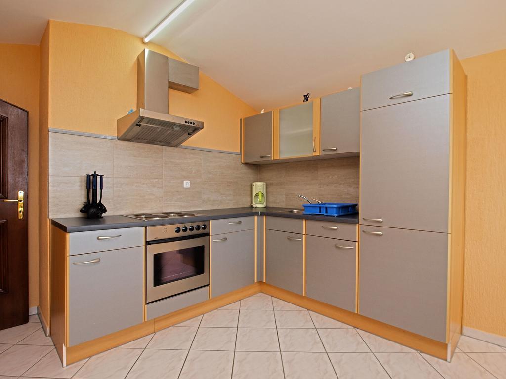 Apartments Denis 19 Fazana Exterior photo